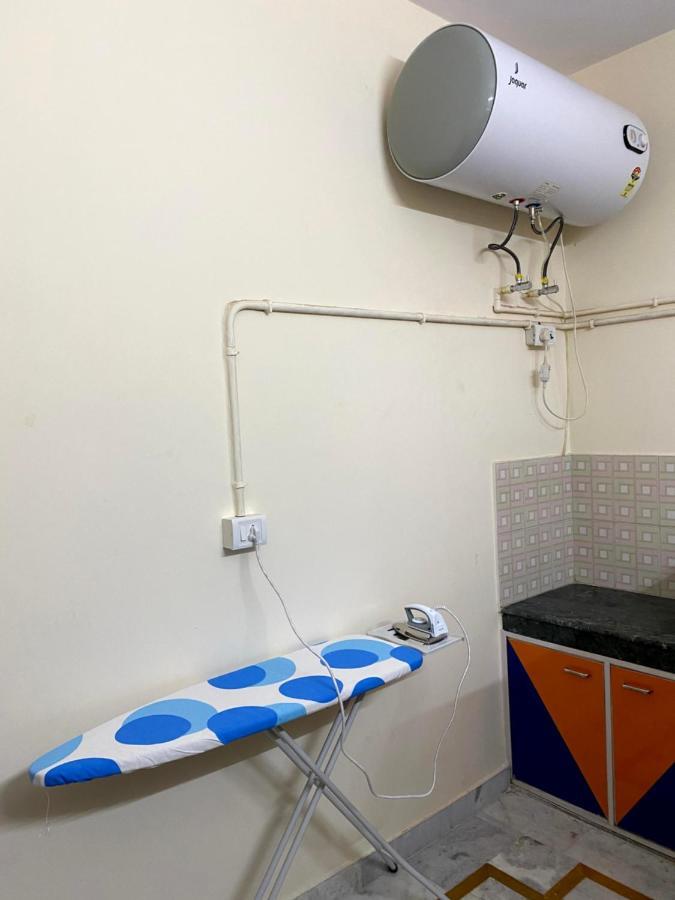 Auberge de jeunesse Backpackers Den à Lucknow Extérieur photo