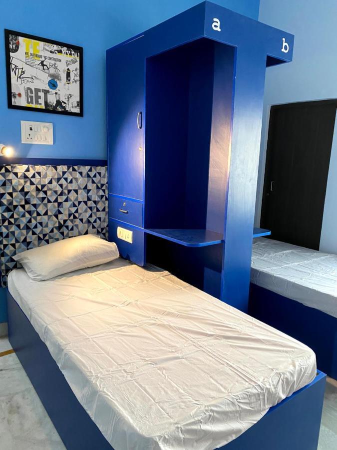 Auberge de jeunesse Backpackers Den à Lucknow Extérieur photo