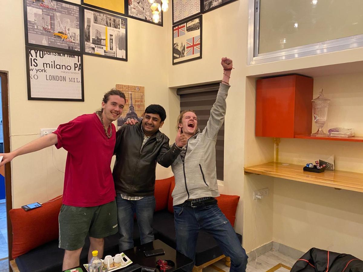 Auberge de jeunesse Backpackers Den à Lucknow Extérieur photo